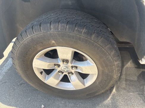 Used 2016 RAM 1500 Classic SLT image 13