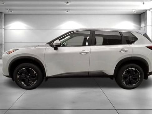 New 2026 Nissan Rogue SV w/ Cold Weather Package image 4