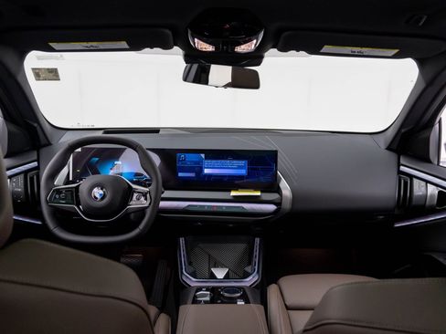 New 2026 BMW X3 xDrive30 w/ Premium Package AWD/4WD image 11
