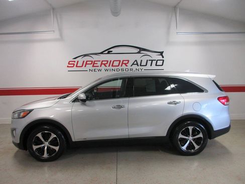 Used 2017 Kia Sorento EX AWD/4WD image 2