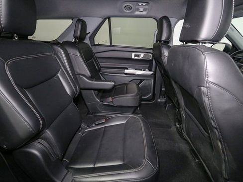 Used 2023 Ford Explorer XLT w/ Equipment Group 202A image 19