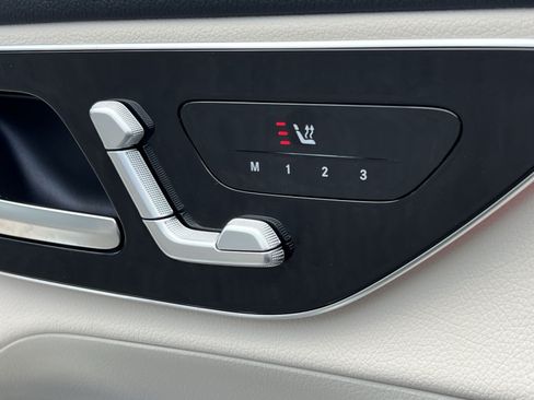 Certified 2026 Mercedes-Benz GLC 300 4MATIC image 40