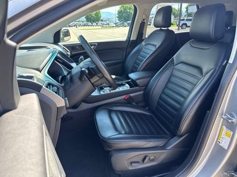 Used 2020 Ford Edge SEL AWD/4WD image 10