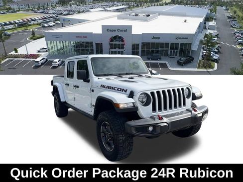 Used 2023 Jeep Gladiator Rubicon w/ Cold Weather Group AWD/4WD image 3