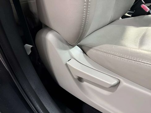 Used 2014 Subaru Forester 2.5i Touring AWD/4WD image 13