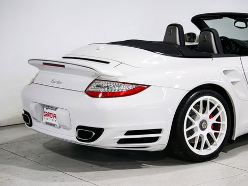 Used 2011 Porsche 911 Turbo image 37