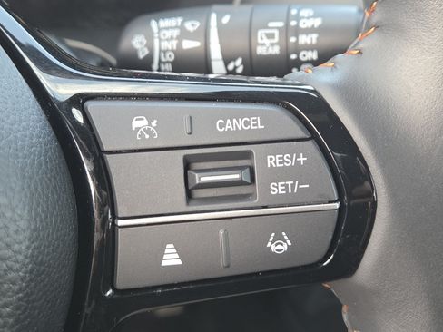 Used 2024 Honda HR-V Sport image 5