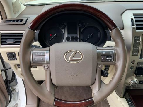 Used 2018 Lexus GX 460 Premium AWD/4WD image 15