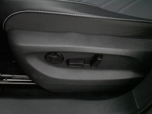 Used 2026 Volkswagen Tiguan SE R-Line AWD/4WD image 20