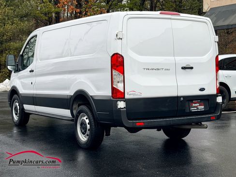 Used 2021 Ford Transit 250 Low Roof image 28