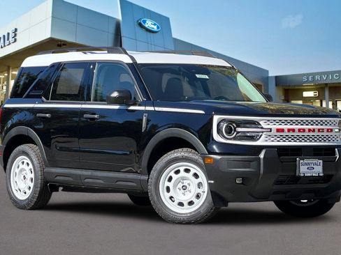 New 2025 Ford Bronco Sport Heritage w/ Convenience Package image 2