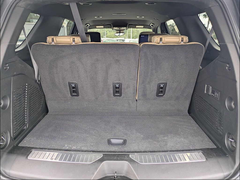 Certified 2024 Chevrolet Tahoe Premier w/ Advanced Technology Package AWD/4WD image 15