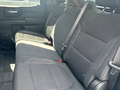 Used 2021 GMC Sierra 1500 4x4 Crew Cab w/ Sierra Value Package image 12