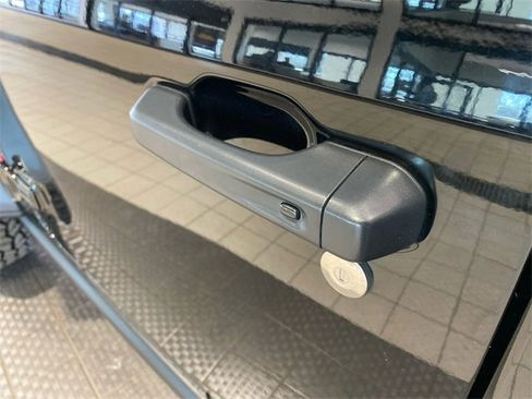 Used 2024 Jeep Wrangler Unlimited Rubicon image 9