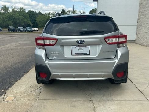 Used 2018 Subaru Crosstrek 2.0i Premium AWD/4WD image 19