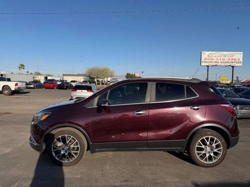 Used 2018 Buick Encore Sport Touring FWD image 2