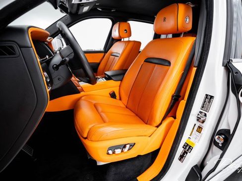 Used 2021 Rolls-Royce Cullinan image 35