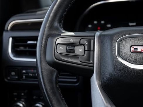 Used 2022 GMC Yukon XL SLE w/ Gmc Pro Safety Plus Package image 26