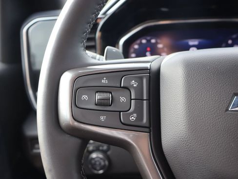 Used 2024 Chevrolet Silverado 1500 High Country w/ High Country Premium Package AWD/4WD image 8
