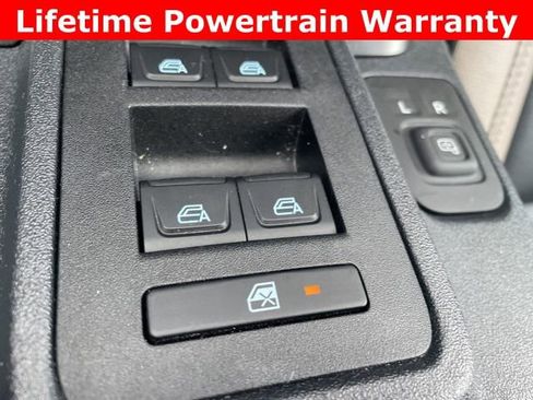 Used 2024 Ford Bronco Wildtrak image 23