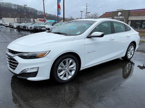 Used 2024 Chevrolet Malibu LT image 2