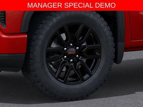 Used 2026 GMC Sierra 1500 Elevation AWD/4WD image 9