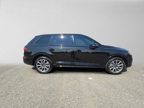 Used 2023 Audi Q7 2.0T Premium Plus w/ Premium Plus Package AWD/4WD image 2