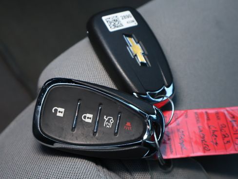 Used 2023 Chevrolet Camaro LT RWD image 22