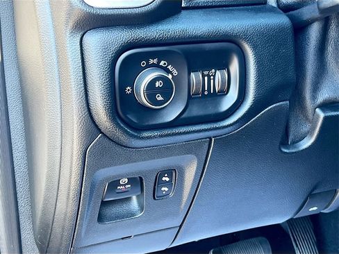 Certified 2019 RAM 1500 Big Horn image 10