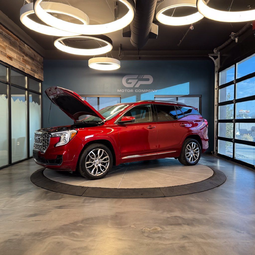 Used 2023 GMC Terrain Denali AWD/4WD image 24