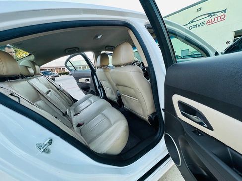 Used 2011 Chevrolet Cruze LT w/ RS Package image 21