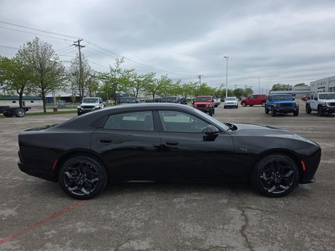New 2026 Dodge Charger R/T AWD/4WD image 6