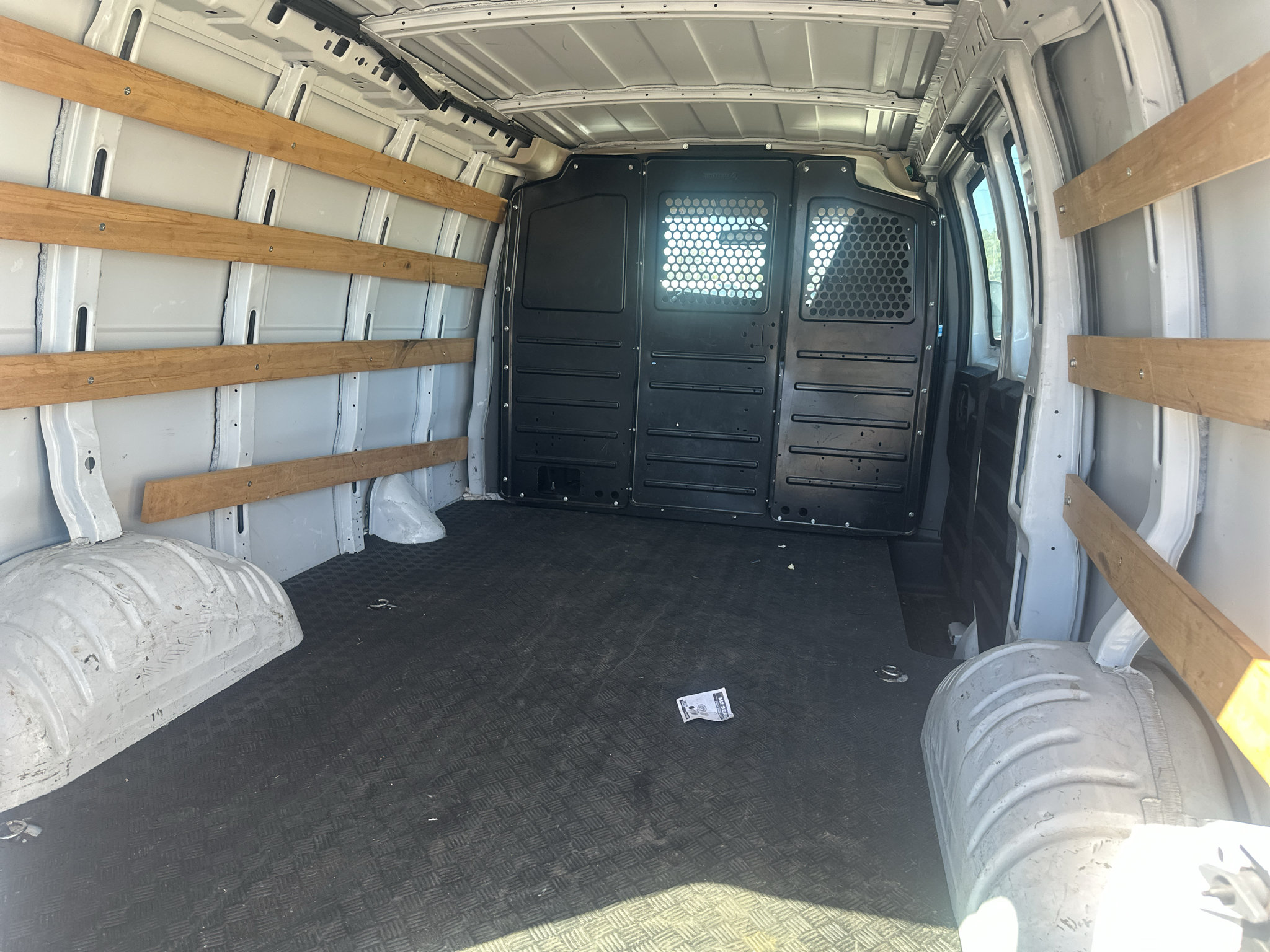 Used 2020 Chevrolet Express 2500 w/ Driver Convenience Package RWD image 14