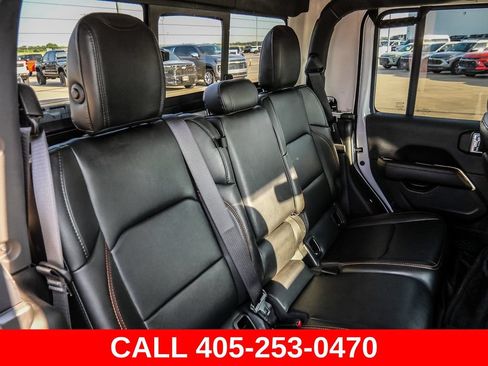 Used 2021 Jeep Gladiator Mojave AWD/4WD image 28