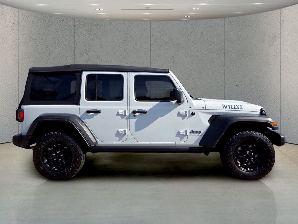 Used 2023 Jeep Wrangler Unlimited AWD/4WD image 6