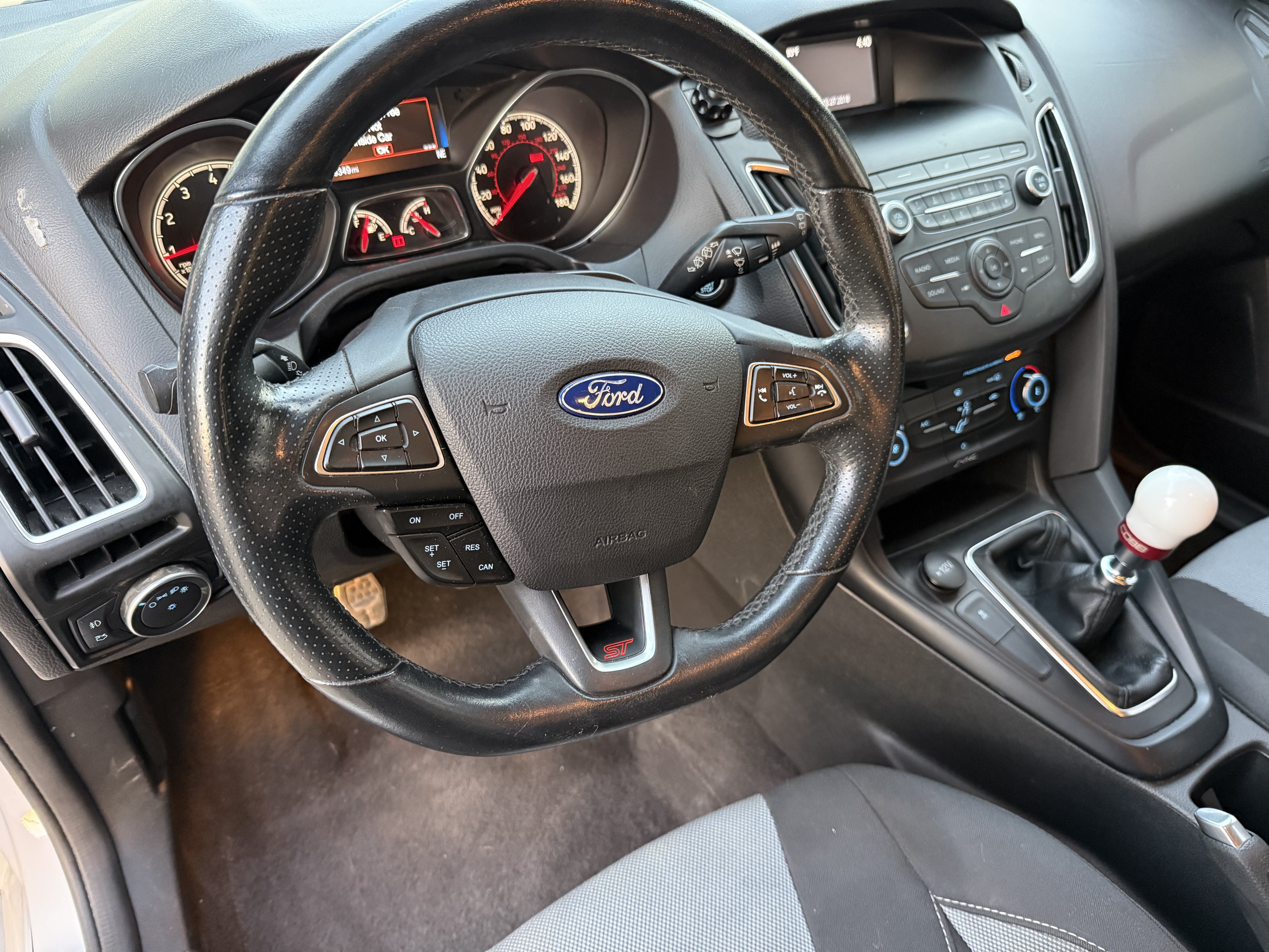 Used 2018 Ford Focus ST FWD image 19