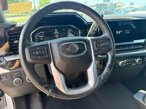 Used 2024 GMC Sierra 1500 Elevation AWD/4WD image 16