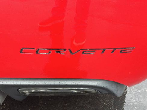 Used 2007 Chevrolet Corvette Convertible w/ Preferred Equipment Group RWD image 6