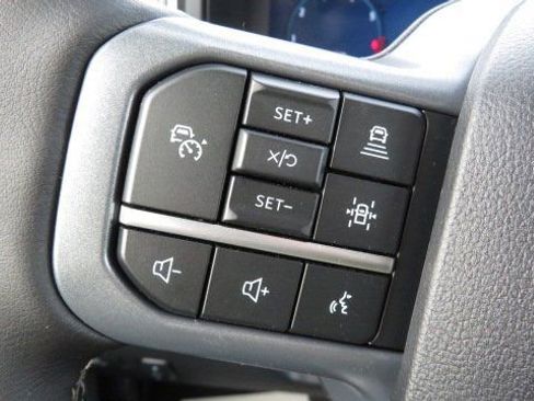 New 2026 Ford F350 Lariat w/ Lariat Premium Package AWD/4WD image 24