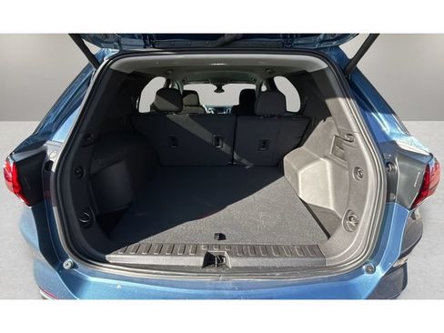 Used 2024 Chevrolet Equinox LT FWD image 31