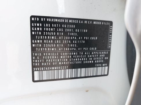 Used 2021 Volkswagen Tiguan SEL AWD/4WD image 15