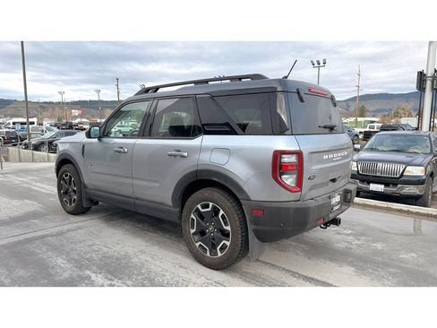 Used 2023 Ford Bronco Sport Outer Banks w/ Tech Package image 5