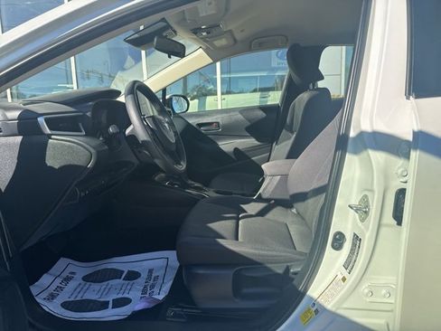 Used 2023 Toyota Corolla LE image 17