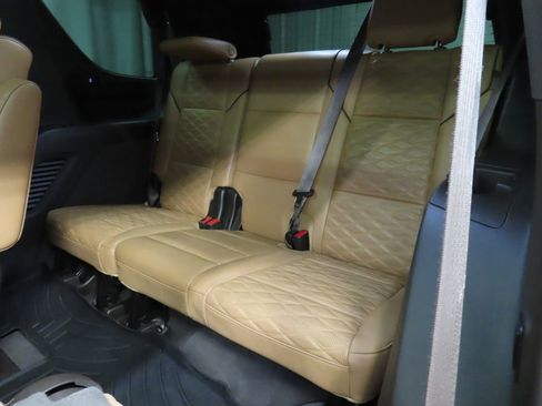 Used 2022 Cadillac Escalade Sport w/ Touring Package AWD/4WD image 15