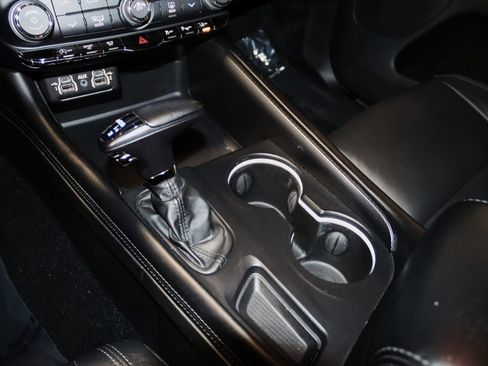 Used 2022 Dodge Durango GT image 39