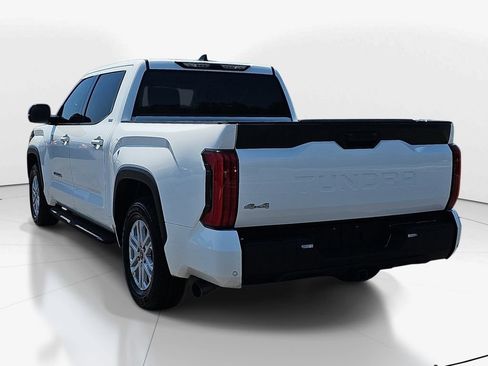 Used 2022 Toyota Tundra SR5 w/ SR5 Premium Package AWD/4WD image 8