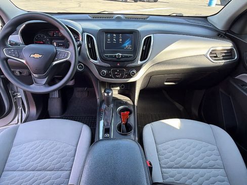Used 2018 Chevrolet Equinox LS FWD image 26