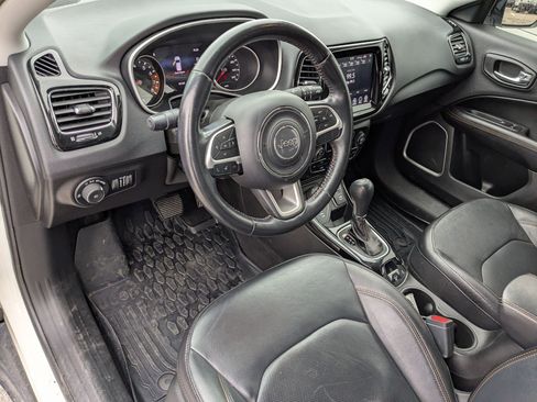 Used 2020 Jeep Compass Limited image 16