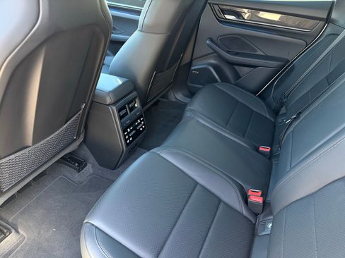 Used 2025 Porsche Macan 4S Electric image 30