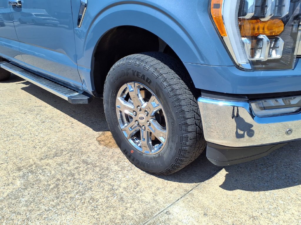 Used 2023 Ford F150 Lariat w/ Trailer Tow Package AWD/4WD image 18